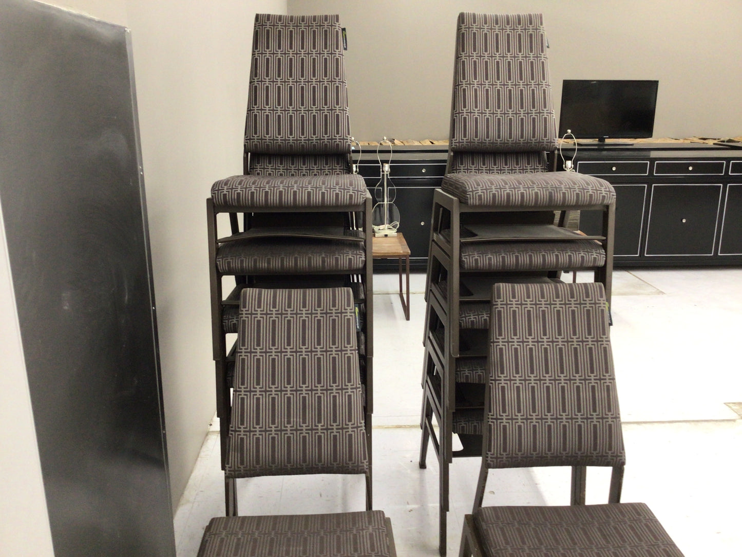 Stack Chairs with Shelf
